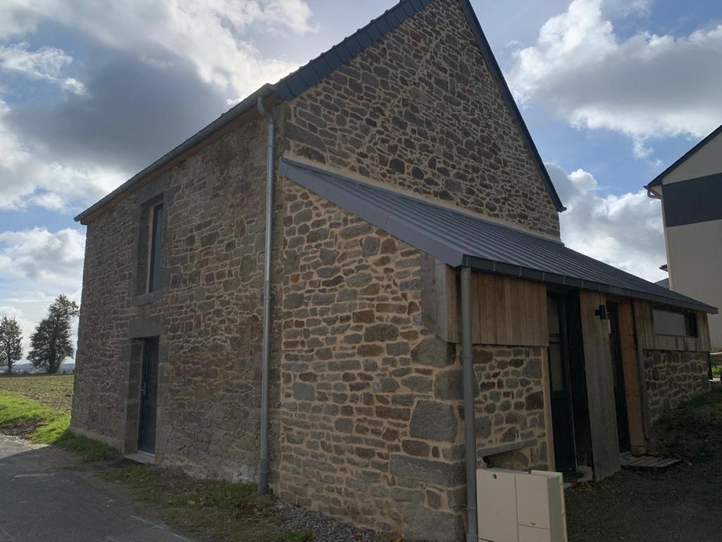 Gite 3 Chambres En Bord De Rance La Ville-ès-Nonais Esterno foto